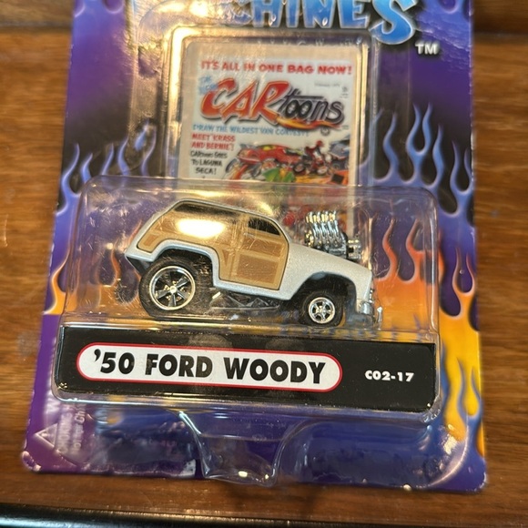 Muscle Machines 1950 '50 Ford Woody 1:64 Scale 2002 Die Cast Adult Colle… - Picture 3 of 7